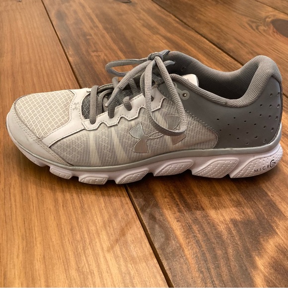 Under Armour Micro G Assert 6 Running Athletic Shoes - Picture 2 of 10